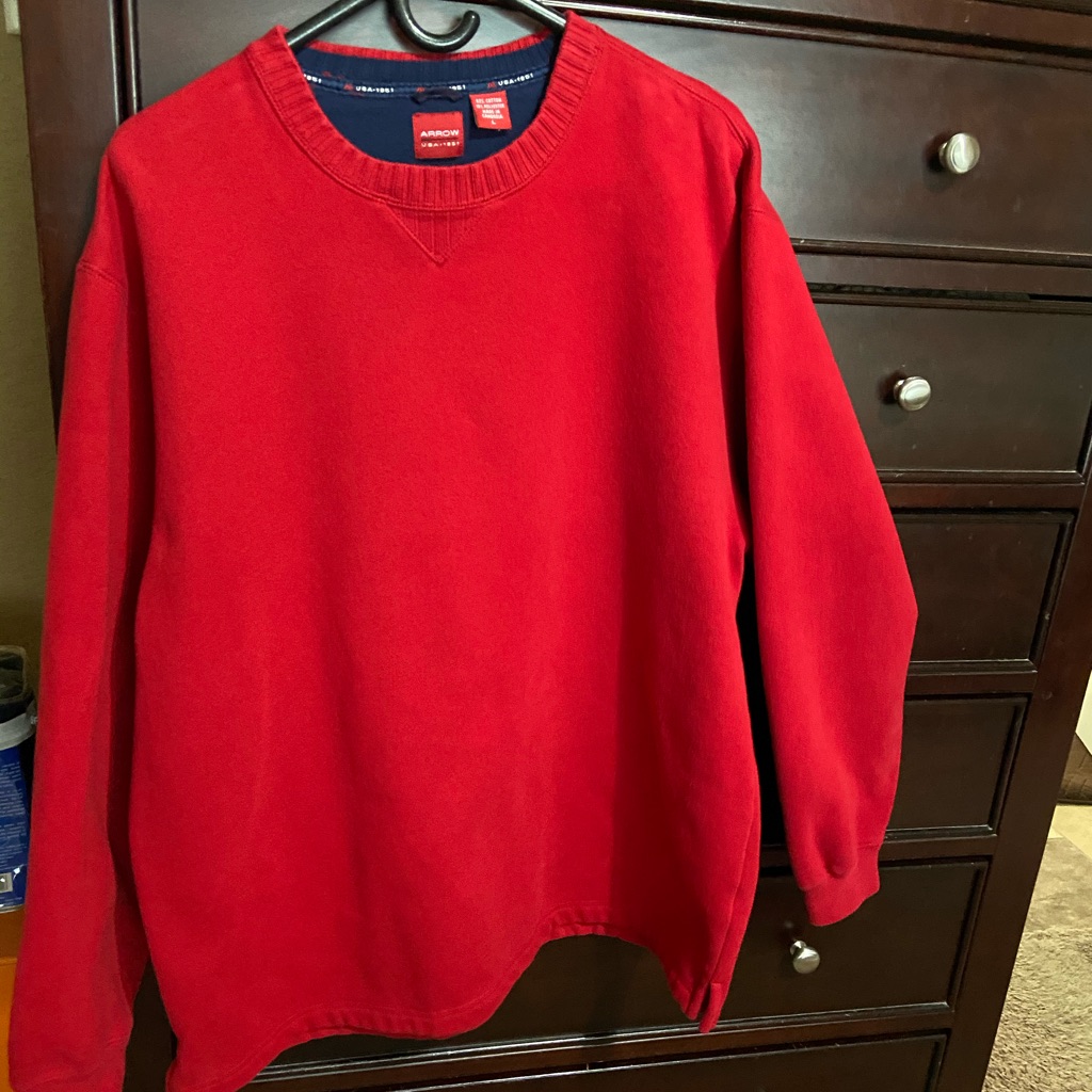 Arrow Brand Pullover. Euc!